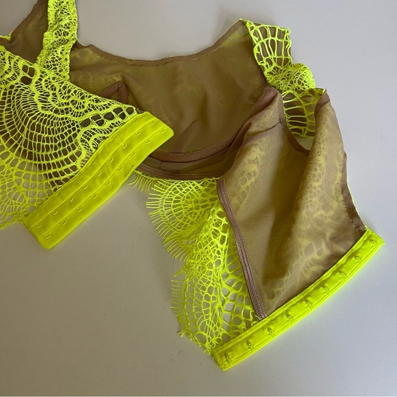 For Love & Lemons Spring Fling Underwire Crop - Picture 13 of 16